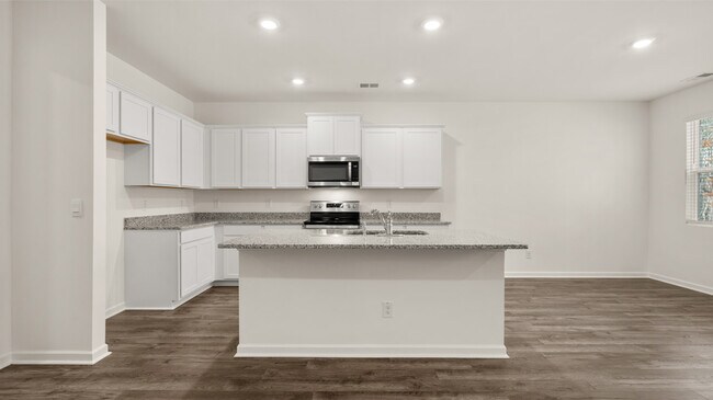 12090 Conrad Cir, Hampton, GA 30228 - photo 5