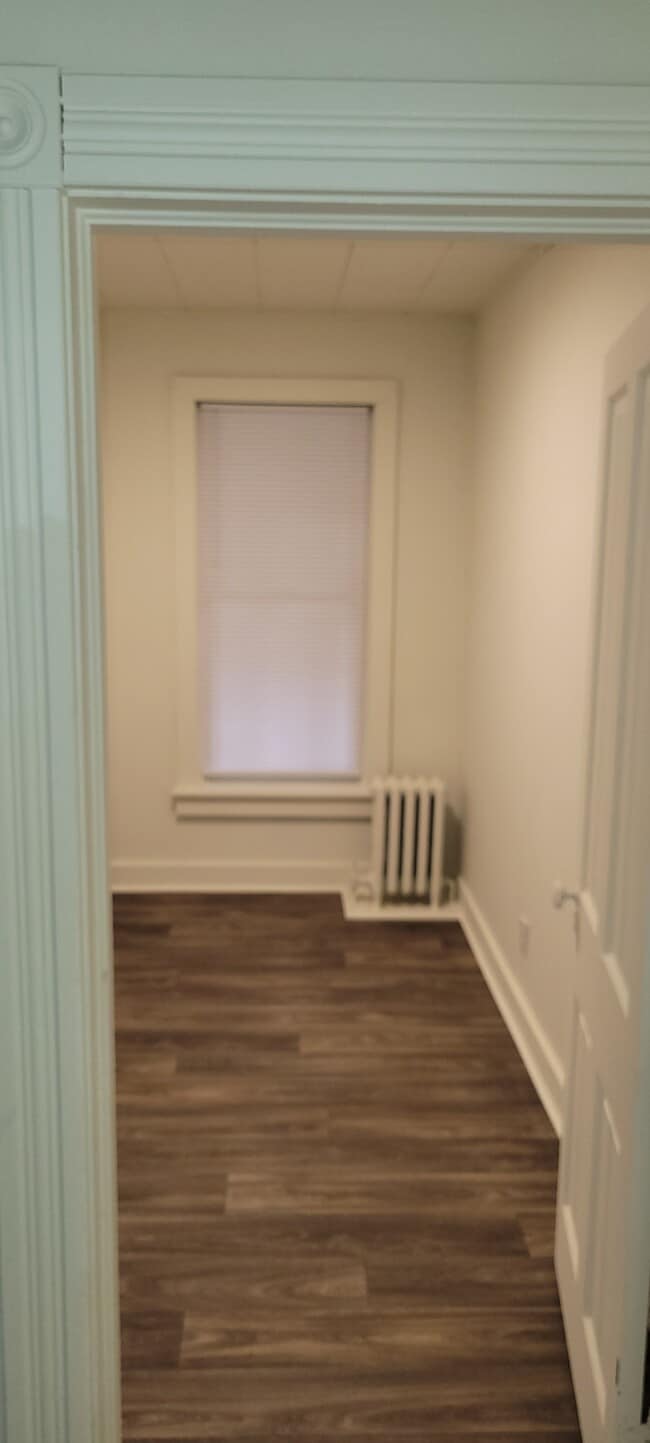 1044 Memorial Ave unit 1044 Memorial, Williamsport, PA 17701 - photo 5