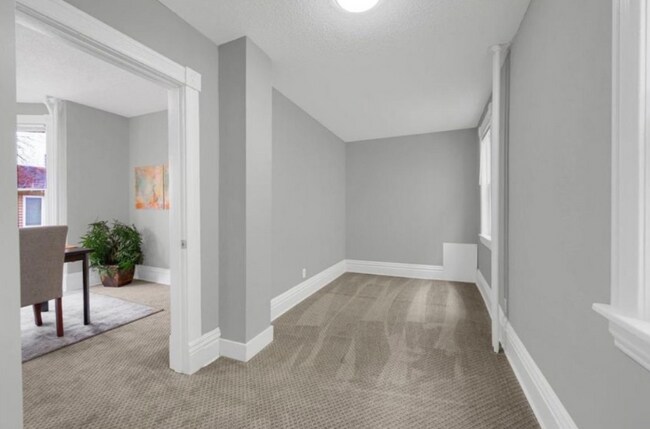 1055 7th St W unit 1, Saint Paul, MN 55102 - photo 6