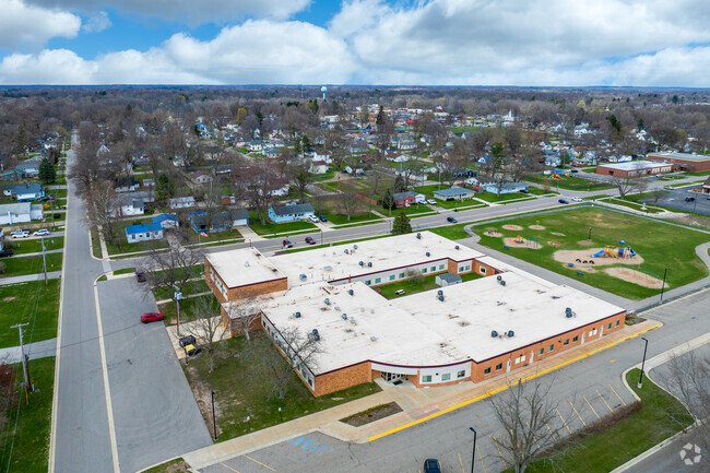 South Elementary School has a 18 to 1 student-to-teacher ratio.