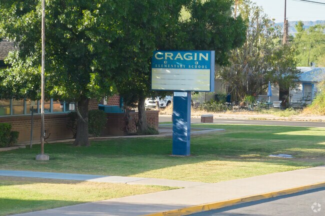 Cragin Elementary School is a public school in Tucson, Arizona.