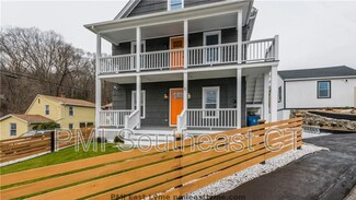 5 Hunters Rd Unit 1, Norwich, CT 06360