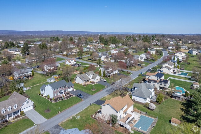 Skyline View residents are just 12 miles east of the capital Harrisburg and 8 miles north from the many attractions of Hershey.