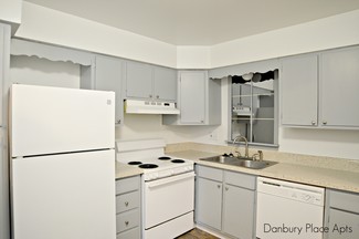2870 Marshall Ave SE, Grand Rapids, MI 49508