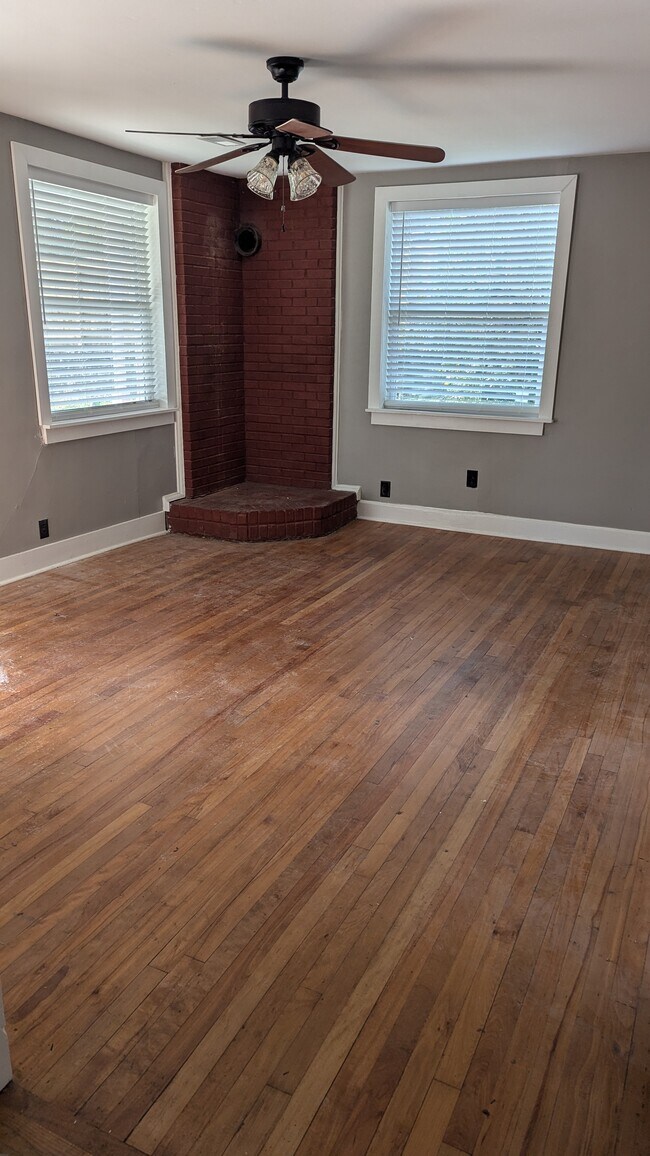 613 Vantrease Rd unit Vantrease A, Madison, TN 37115 - photo 5