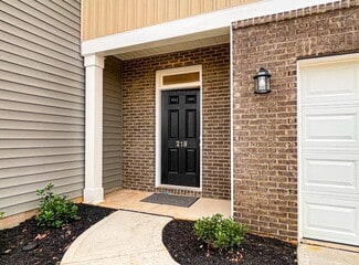 218 Toal Ct, Berea, SC 29611