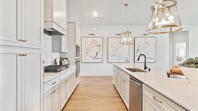 2214 N Marion Ave, Clovis, CA 93619 - photo 3