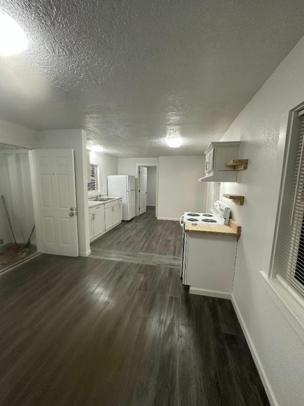 4975 Breanna Ln NE, Salem, OR 97305 - photo 2