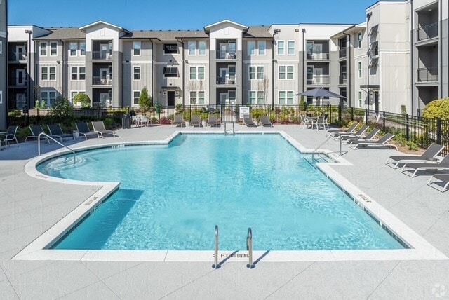 The Chateau 55+ Age Exclusive Apartments, Hoschton, GA 30548 - photo 1