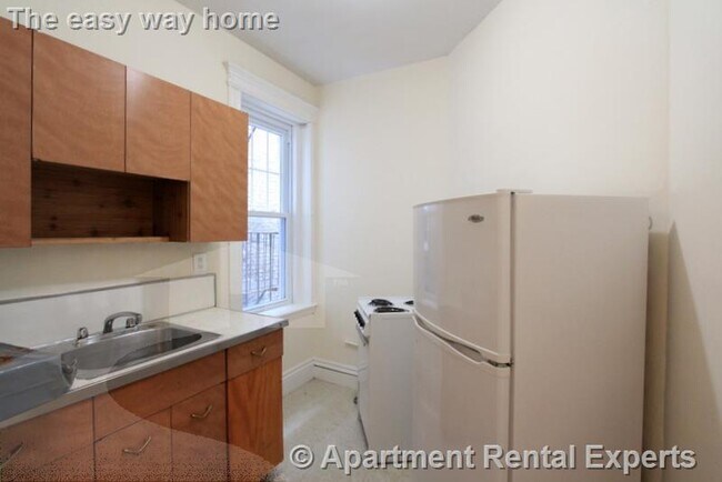 29 Park Dr unit 19, Boston, MA 02215 - photo 4