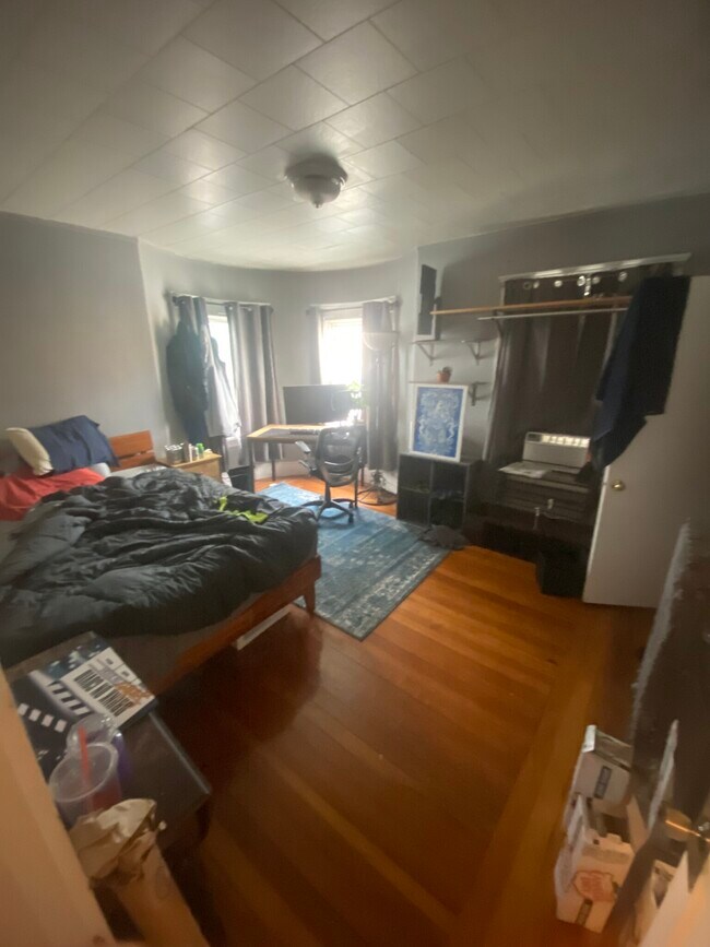 16 Alberta Terrace unit 2, Cambridge, MA 02140 - photo 4