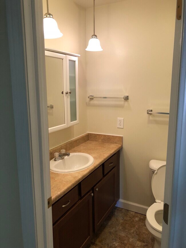 2929 Co Rd unit D, Clyde, OH 43410 - photo 7