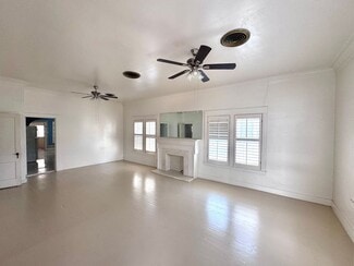 1805 Washington St, Laredo, TX 78040