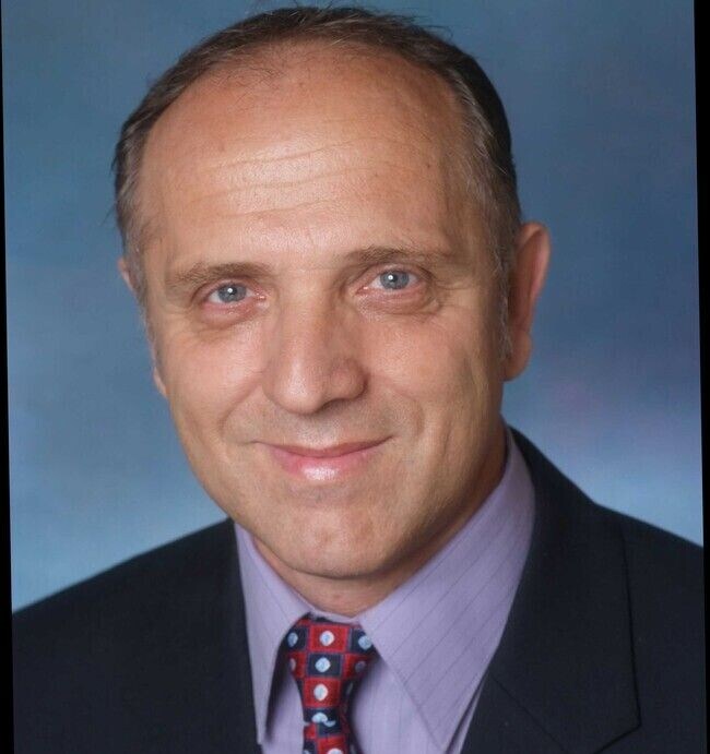 Agent Photo