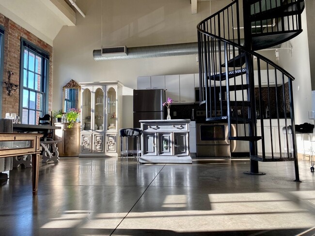 Tower Press Building, Cleveland, OH 44114 - photo 6