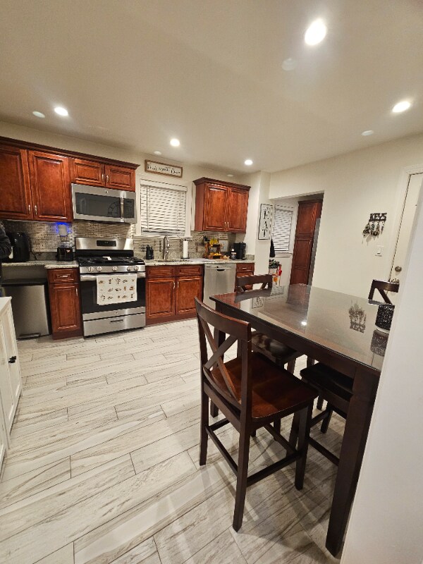 275 Emerald St unit 1, Malden, MA 02148 - photo 4