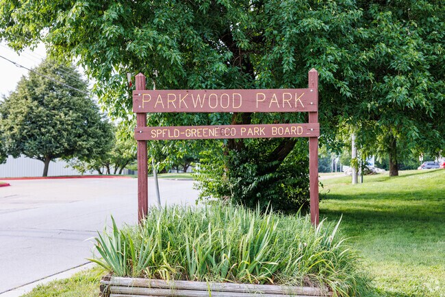 Parkwood has a small park located in the heart of the neighborhood.