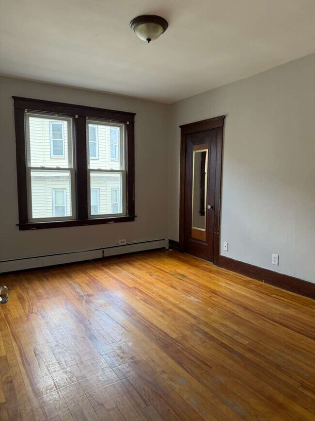 7 View St unit 3, Worcester, MA 01610 - photo 7