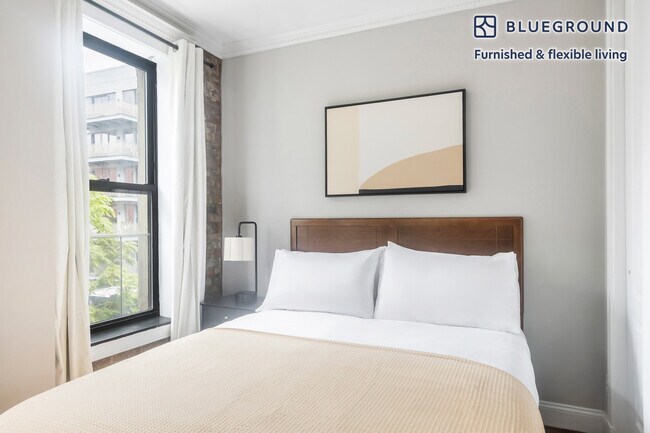 232 Elizabeth St unit FL5-ID2054, New York, NY 10012 - photo 7