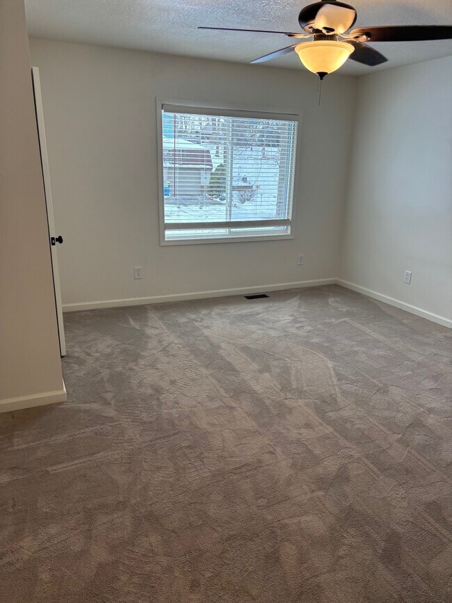 75 Lane 265 Lake James unit 8, Angola, IN 46703 - photo 5