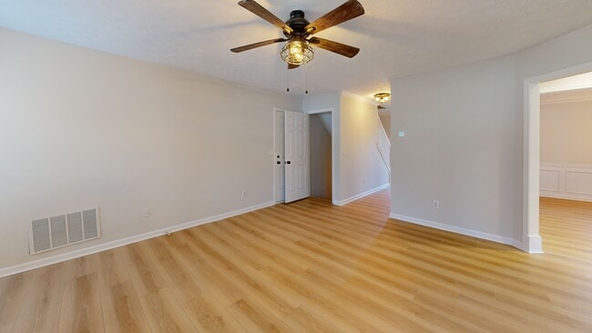 1200 Mulberry Mill Ln, Lawrenceville, GA 30043 - photo 2