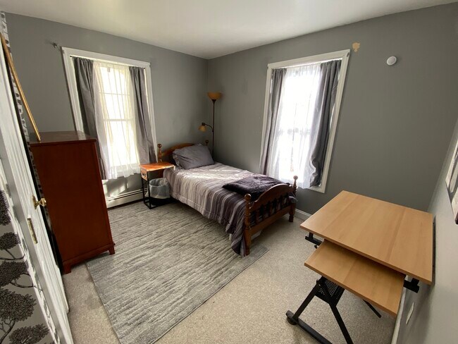 18 Scamman St unit Beautiful SoPo Home, South Portland, ME 04106 - photo 7