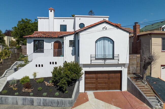 Many homes in Maxwell Park are renovated with new, modern amenities.