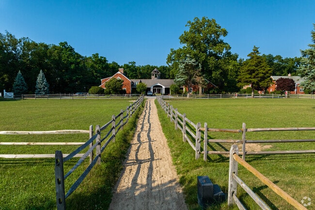 Niche gives The Knox School School in Nissequogue an A+ rating.