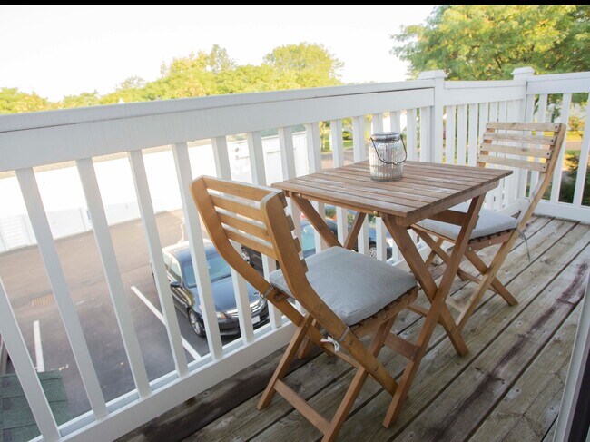 Chestnut Hill Apartments, Columbus, OH 43230 - photo 7