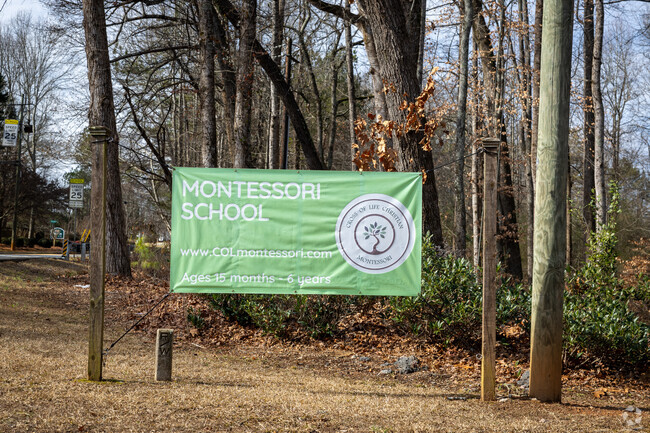 Cross of Life Montessori School