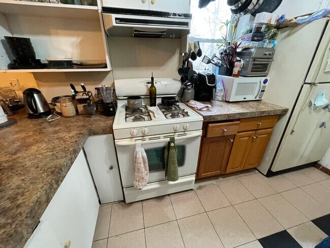 46 Park Vale Ave, Allston, MA 02134 - photo 3