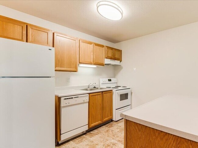 Ridgeview Terrace, Portland, OR 97219 - photo 3