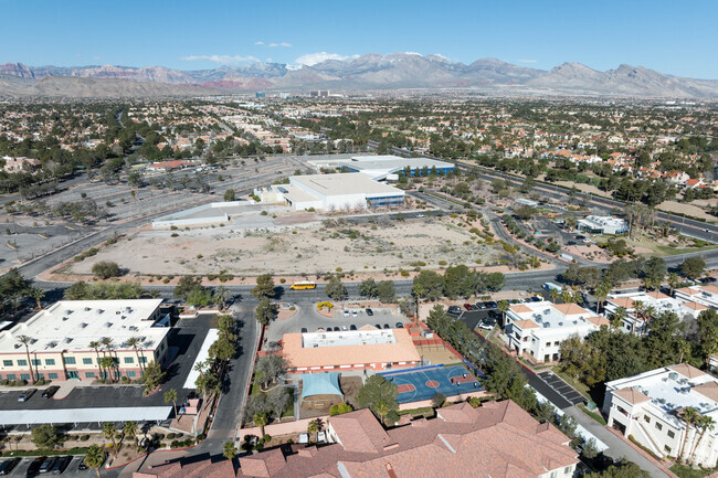 Mesivta of Las Vegas has a student-teacher ratio of 3 to 1.