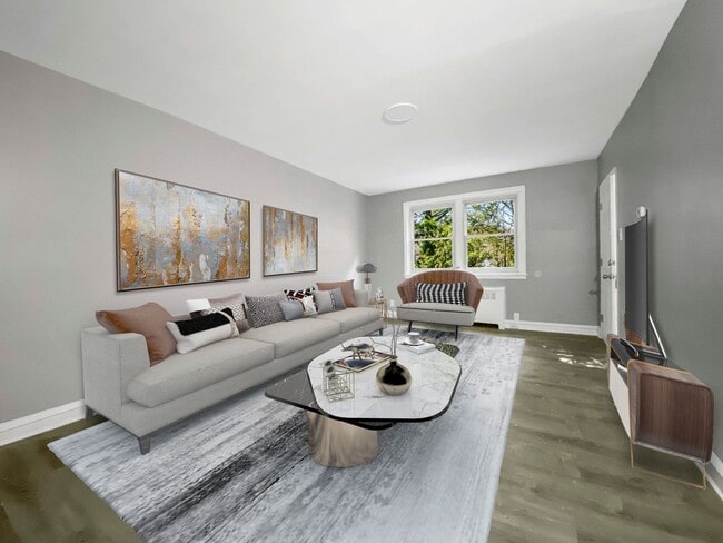 Oxford Gardens managed by Silverstone Properties, Philadelphia, PA 19124 - photo 4