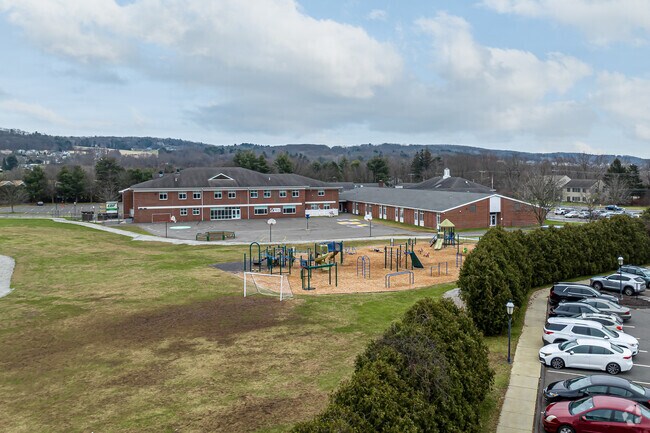 Center School is an elementary school serving students through 6th grade.