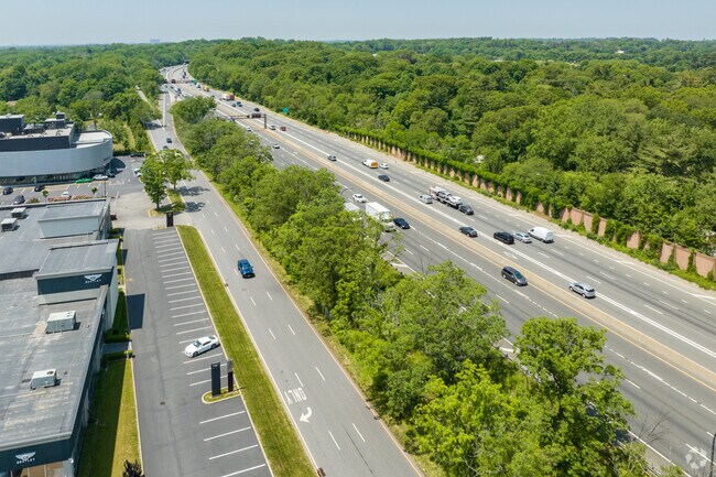 The Long Island Expressway passes through the middle of Old Westbury making commuting easy.