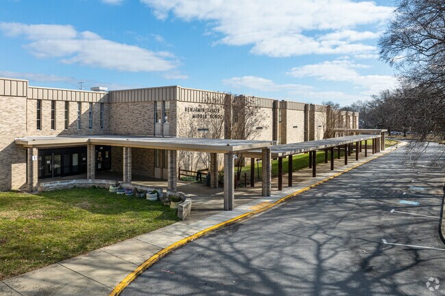 Benjamin Tasker Middle School in Bowie has a student-teacher ratio of 17 to 1.