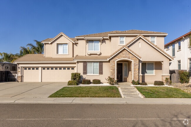 Newer homes being built in Galt are on smaller plots of land.