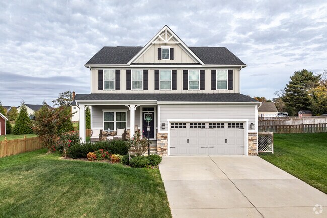 The Giles community provides new residents to Mechanicsville a variety of homes to choose from.