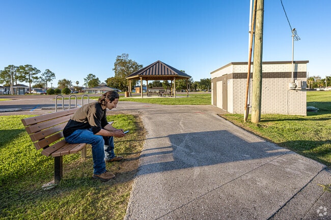 Relax along River Road while in Saint Rose.