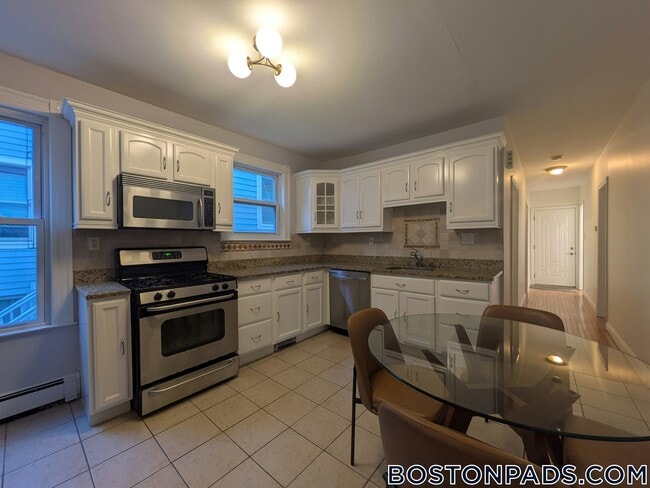 184 Green St unit 1, Cambridge, MA 02139 - photo 3