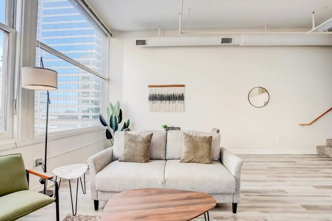 50 N Illinois St unit ID1014586P, Indianapolis, IN 46204 - photo 4