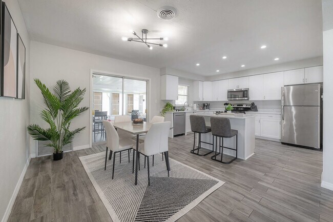 4301 N Albany Ave unit ID1053147P, Tampa, FL 33607 - photo 6