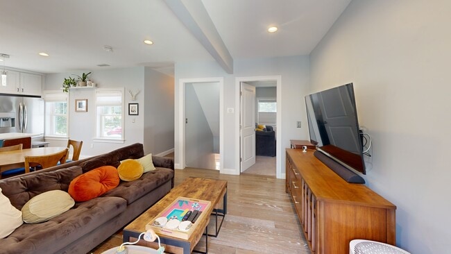 35 Pope St unit 2, Hudson, MA 01749 - photo 2