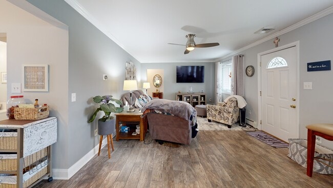 33 W Meyran Ave, Somers Point, NJ 08244 - photo 2