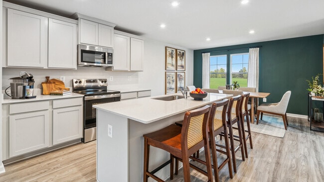 Essence at Colonial Circle - Townhomes