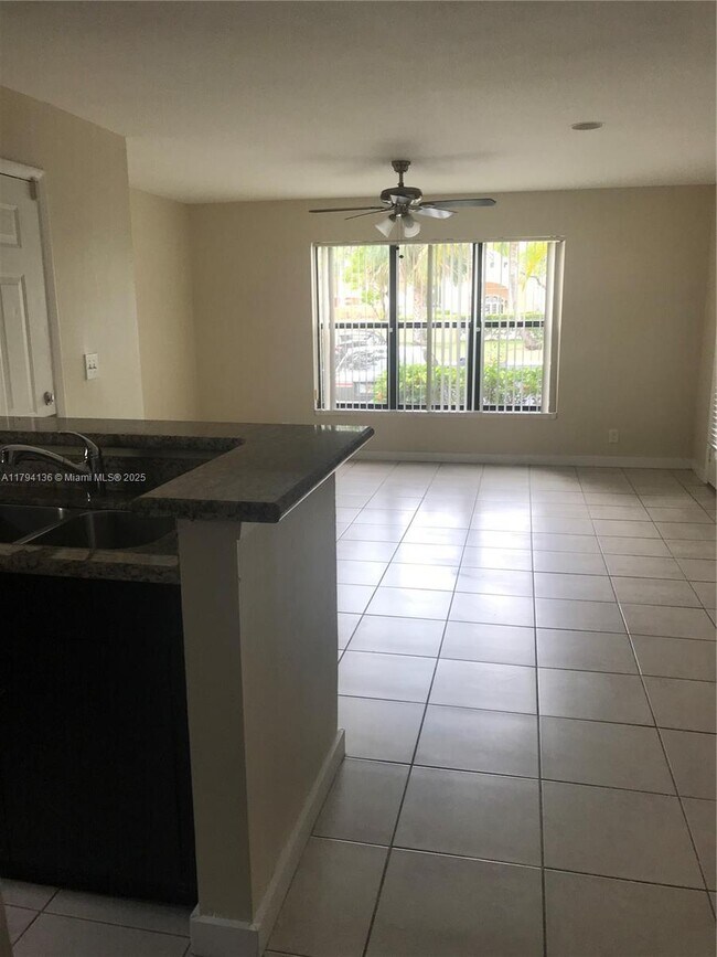 4088 N Pine Island Rd Unit 400, Sunrise, FL 33351