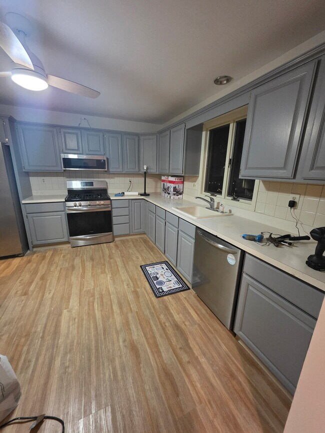 25 Elm Ave, Fairview, NJ 07022 - photo 5