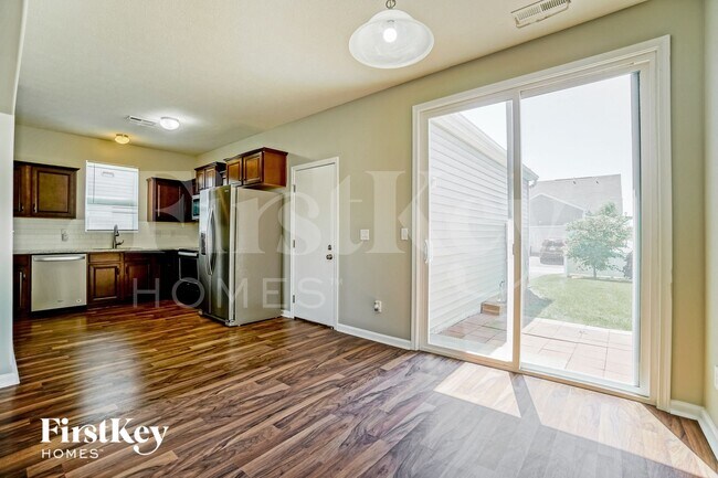 5577 Eagle River Dr, Dublin, OH 43016 - photo 6