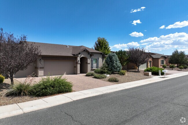 Pronghorn Ranch offers larger homes that range from $575,000 to $770,000.